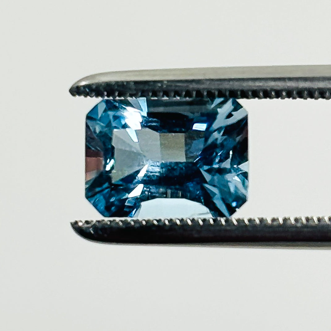 Aquamarine 8x6x4.5 Facet Emerald 1.40 Carat