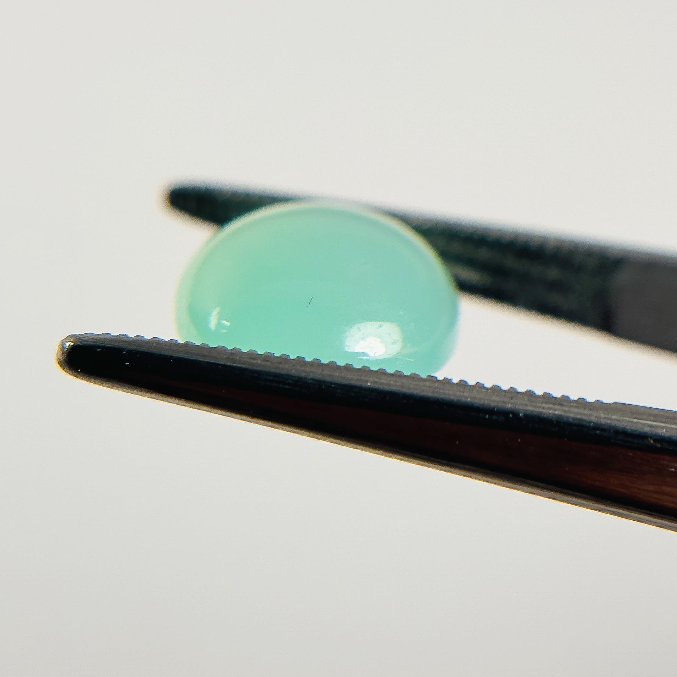 Green Chrysoprase 12X10X4.5 Cabochon Oval 4.4 Carat