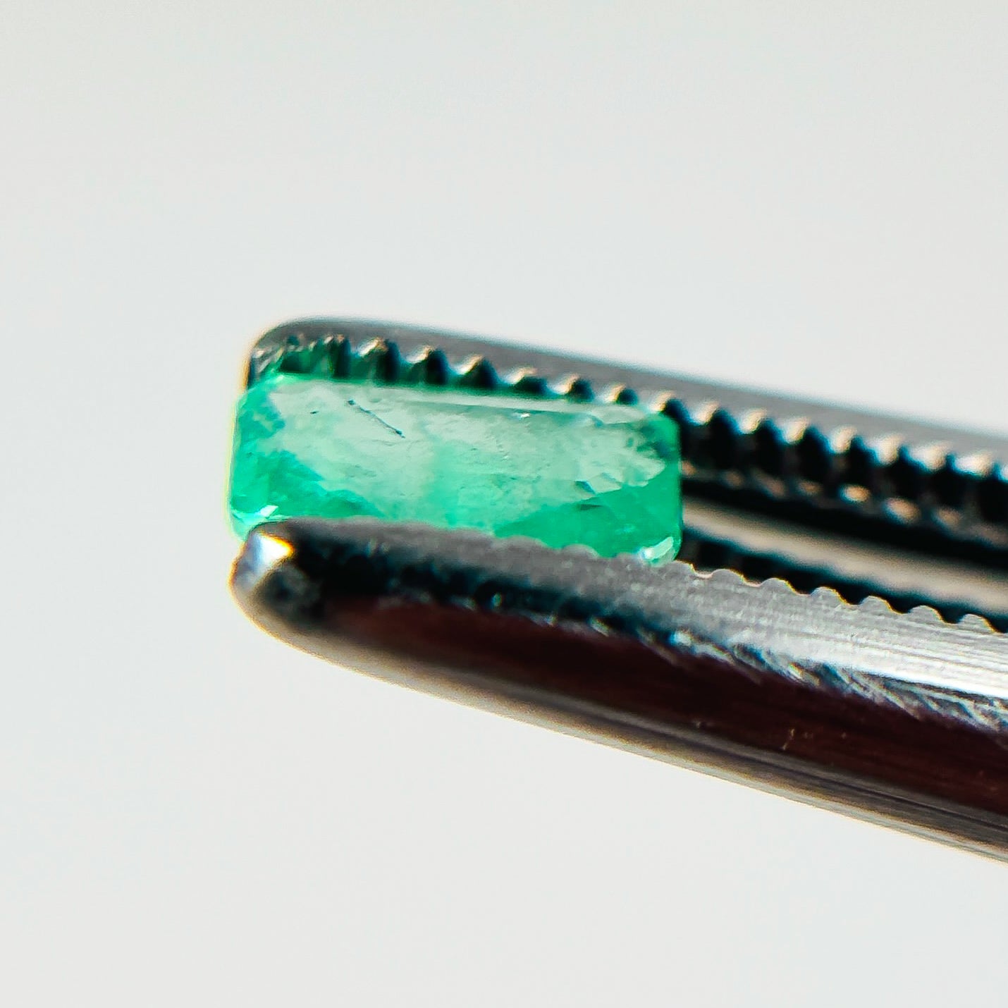 Colombian Emerald 4.8x3x1.7 Facet Emerald 0.25 Carat