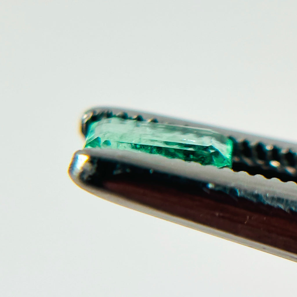 Colombian Emerald 5.2x3.1x2.1 Facet Emerald 0.30 Carat