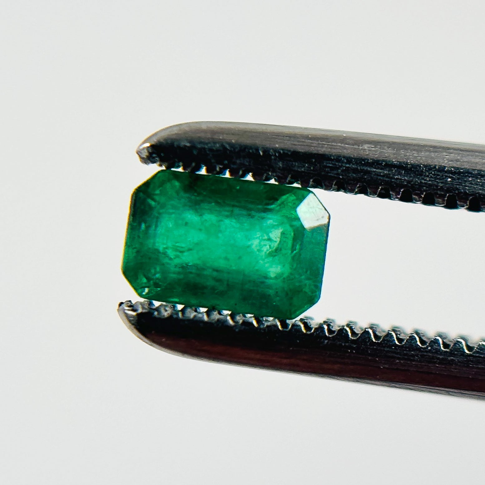 Colombian Emerald 4.6x3.1x2.2 Facet Emerald 0.25 Carat