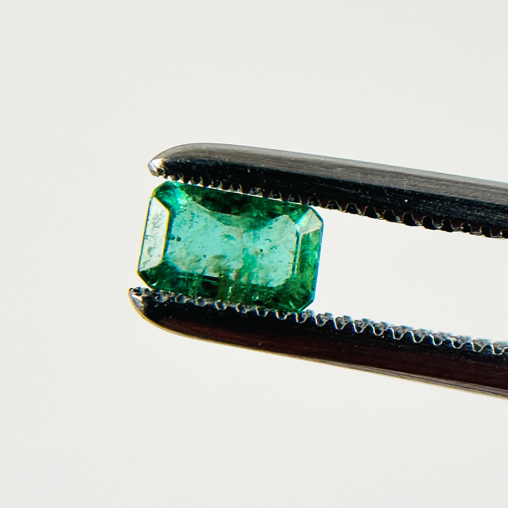 Colombian Emerald 5x3x2.1 Facet Emerald 0.30 Carat