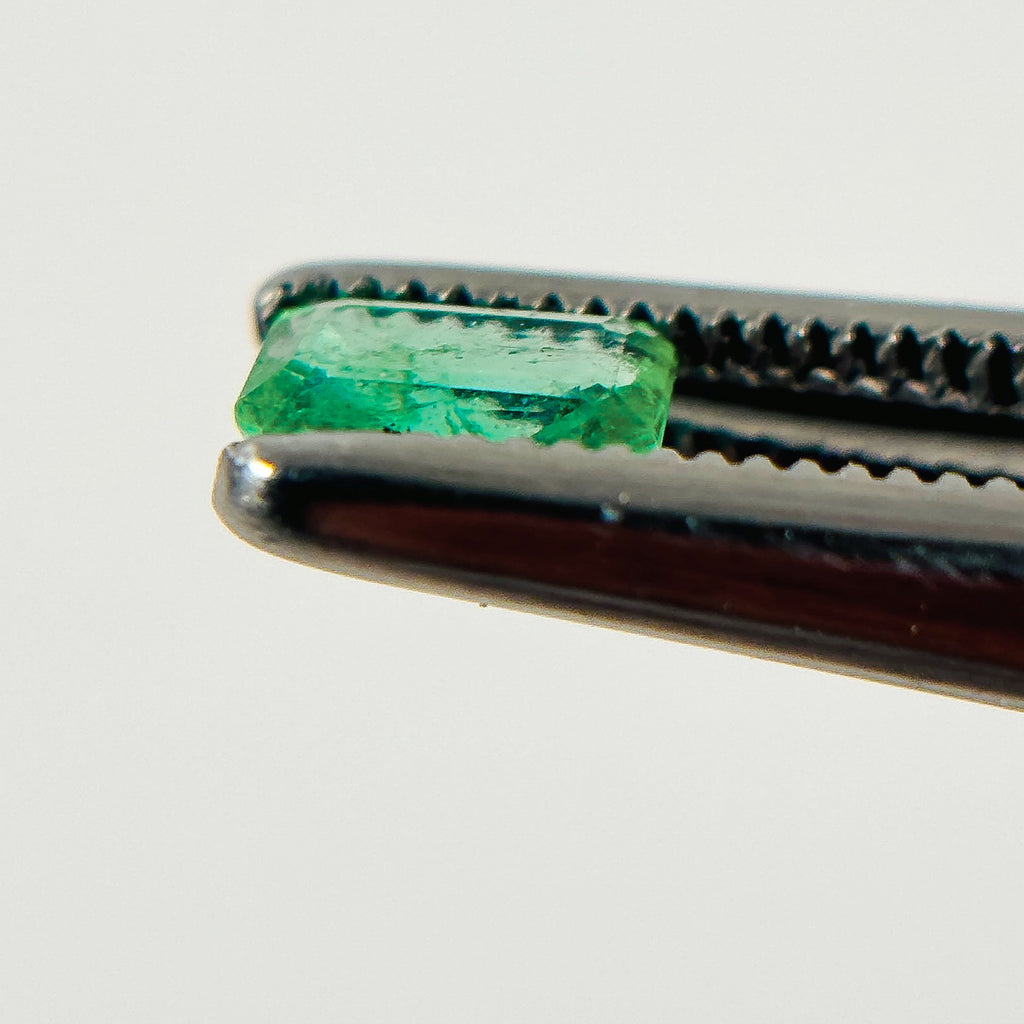 Colombian Emerald 5x3x2.2 Facet Emerald 0.20 Carat