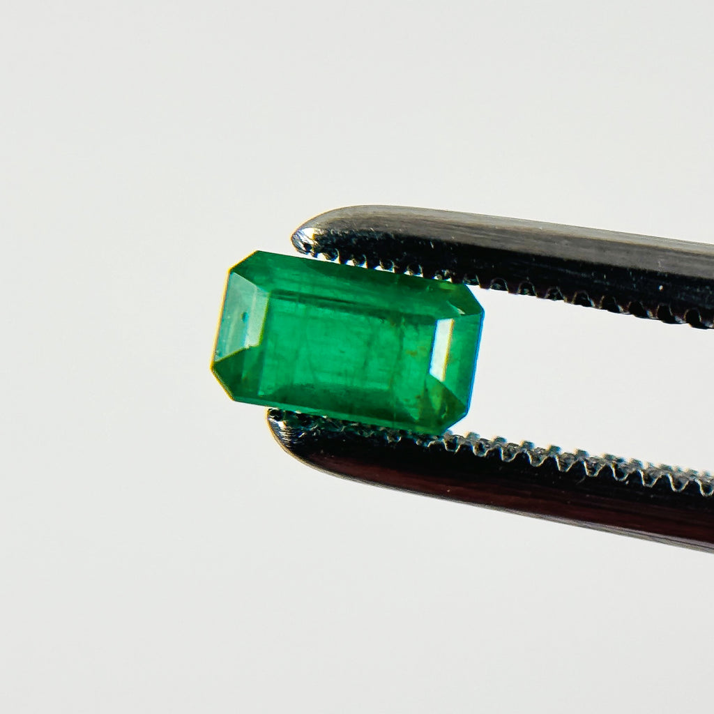 Colombian Emerald 5x3x2.8 Facet Emerald 0.35 Carat