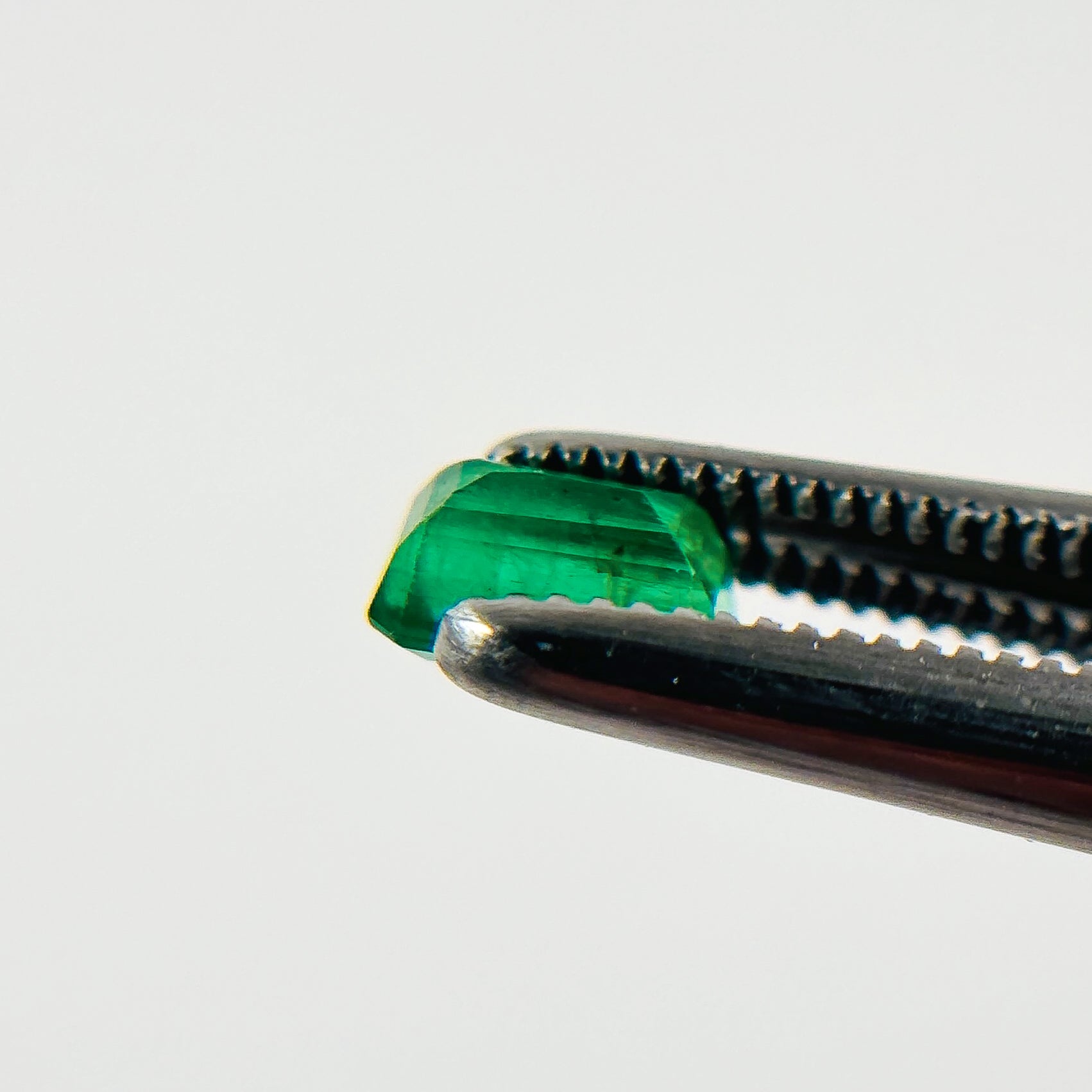 Colombian Emerald 5x3x2.8 Facet Emerald 0.35 Carat