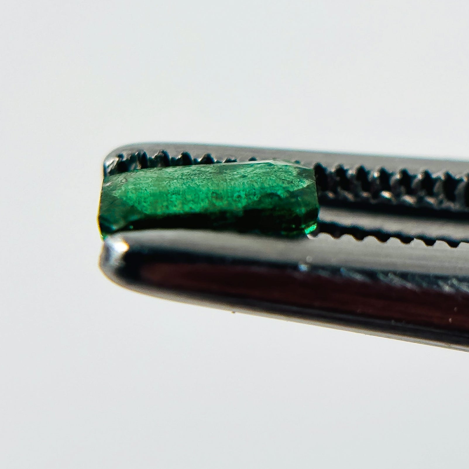 Colombian Emerald 5.2x2.9x1.9 Facet Emerald 0.2 Carat