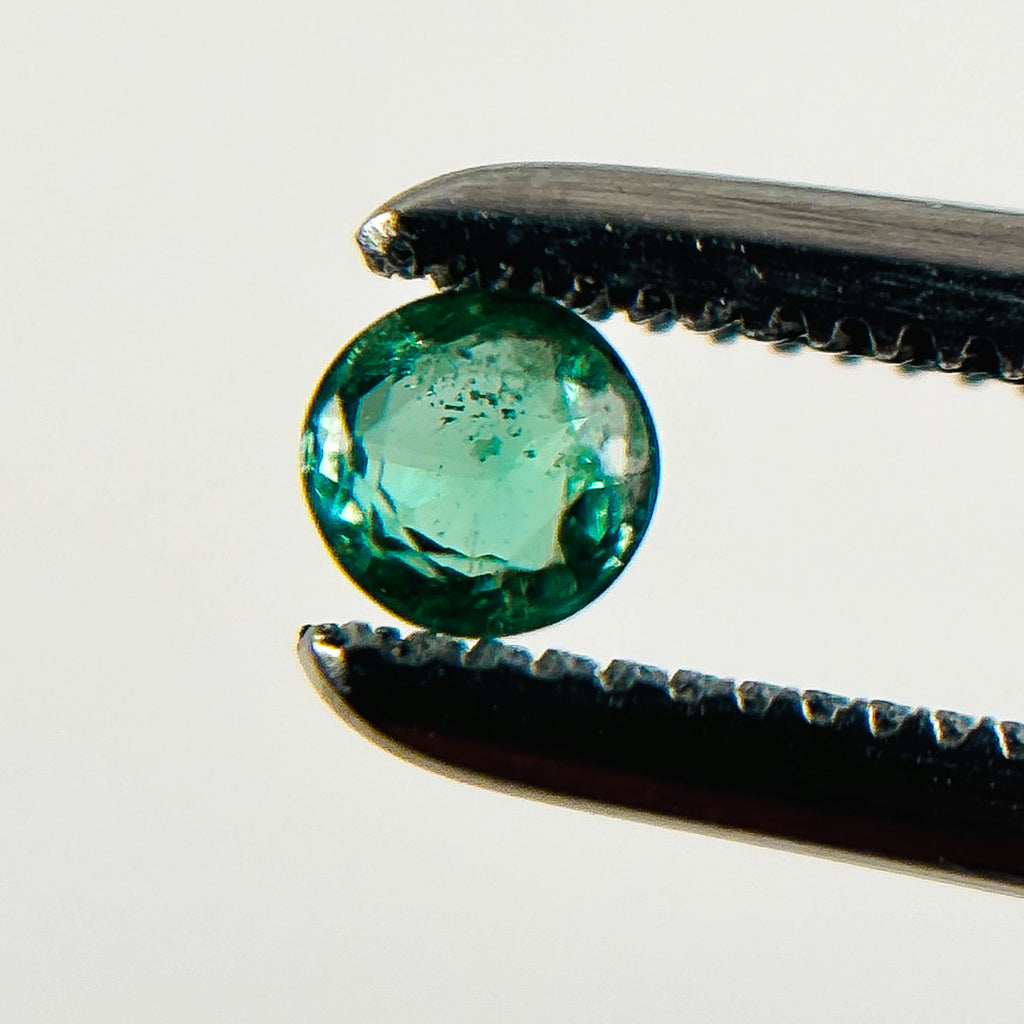 Colombian Emerald 2.9x2.9x2 Facet Round 0.1 Carat
