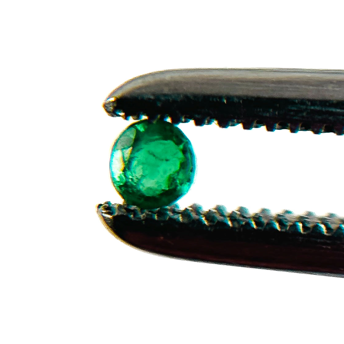 Colombian Emerald 2.1x2.1x1.5 Facet Round 0.05 Carat