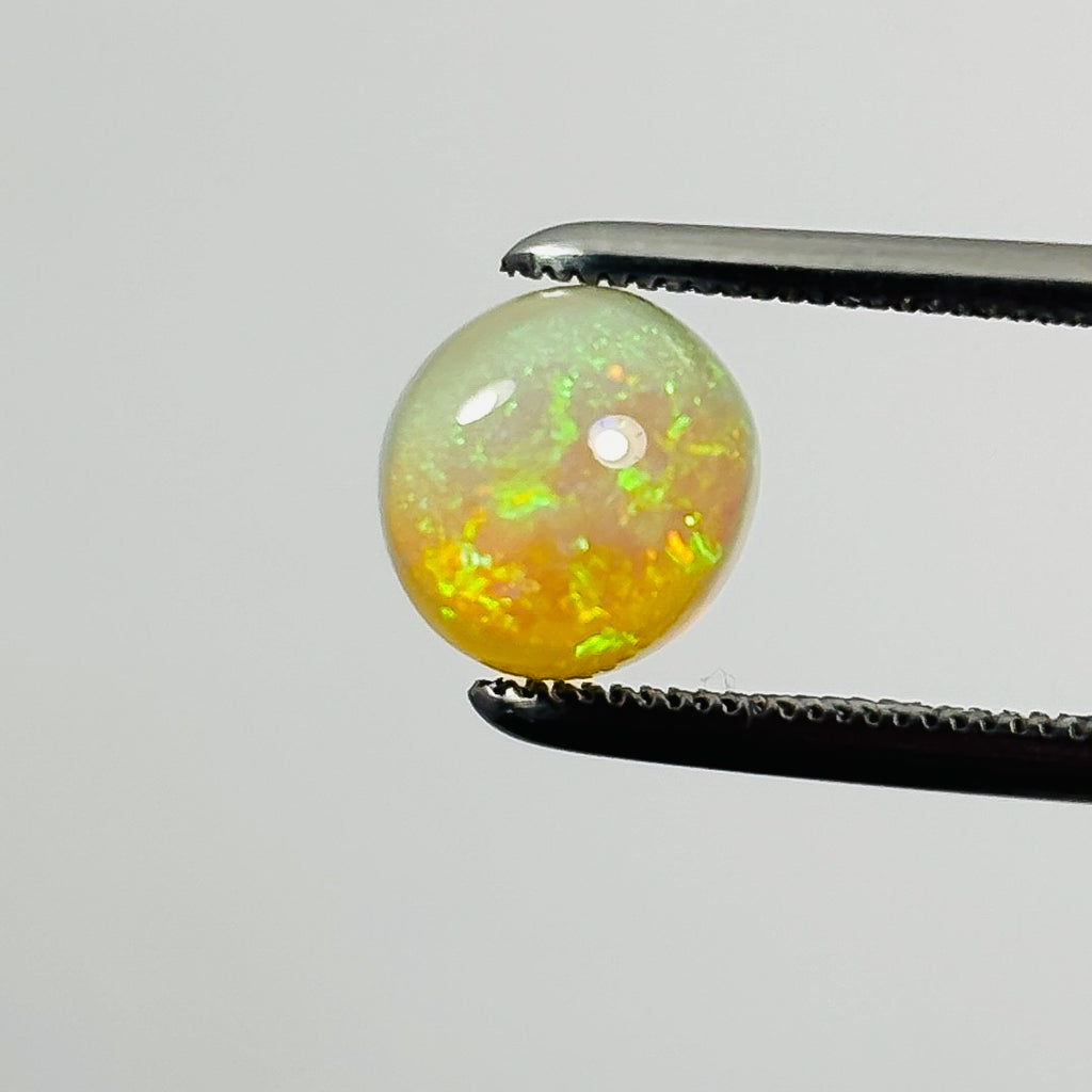 Crystal Opal Green 7x7x4 Cabochon Round 1.60 Carat