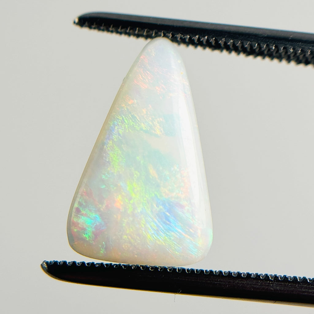 White Opal Multicolour 14X9X3.5 Cabochon Triangle 2.70 Carat