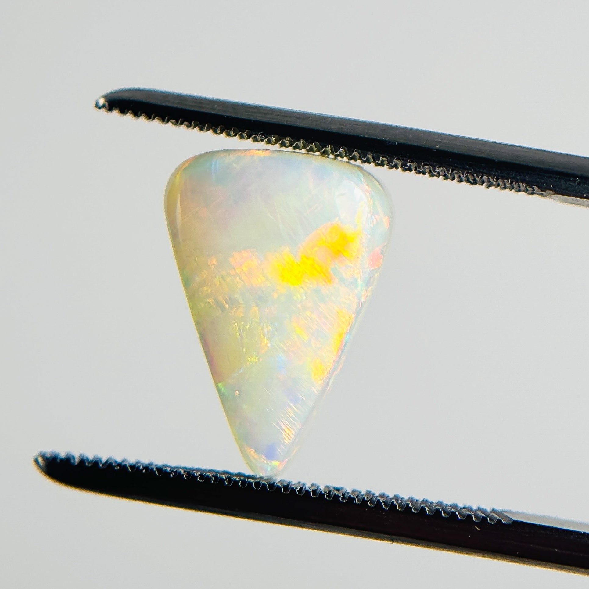 White Opal Red Multicolour 13x9x4 Cabochon Triangle 2.30 Carat