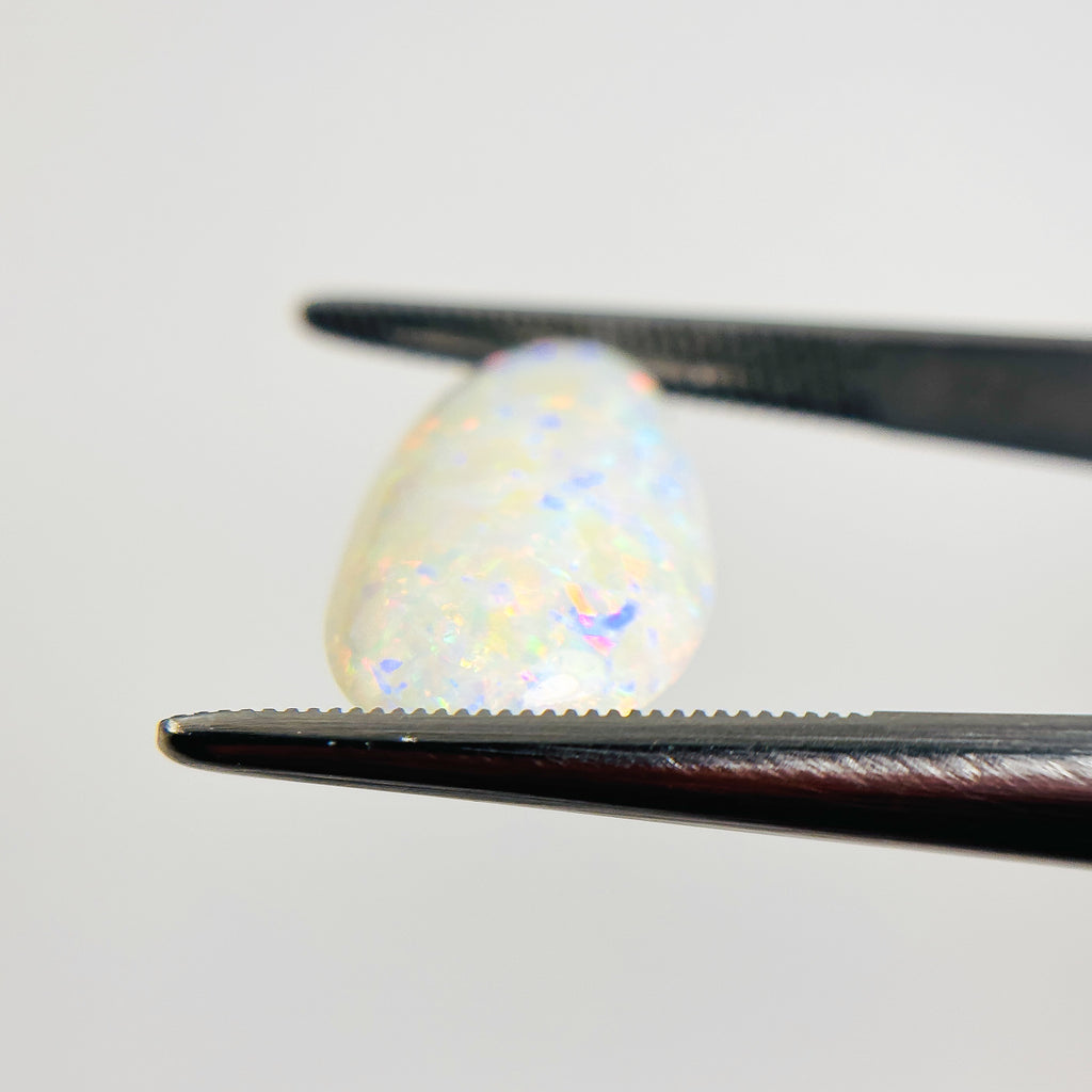White Opal Multicolour 8.7x10.6x3.9 Cabochon Freeform 4.35 Carat