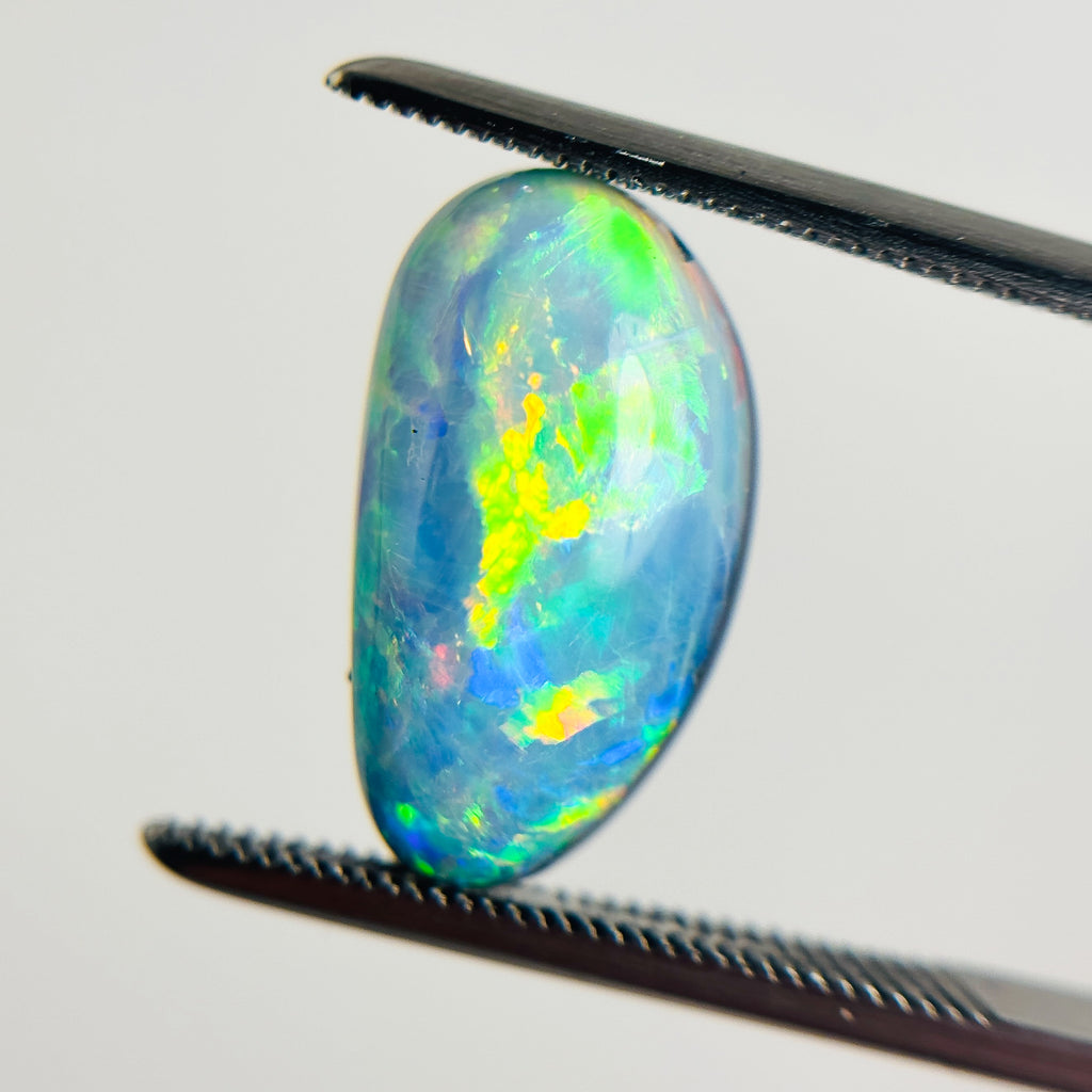 Doublet Opal Multicolour 15x8.5x5.5 Cabochon Freeform 4.6 Carat