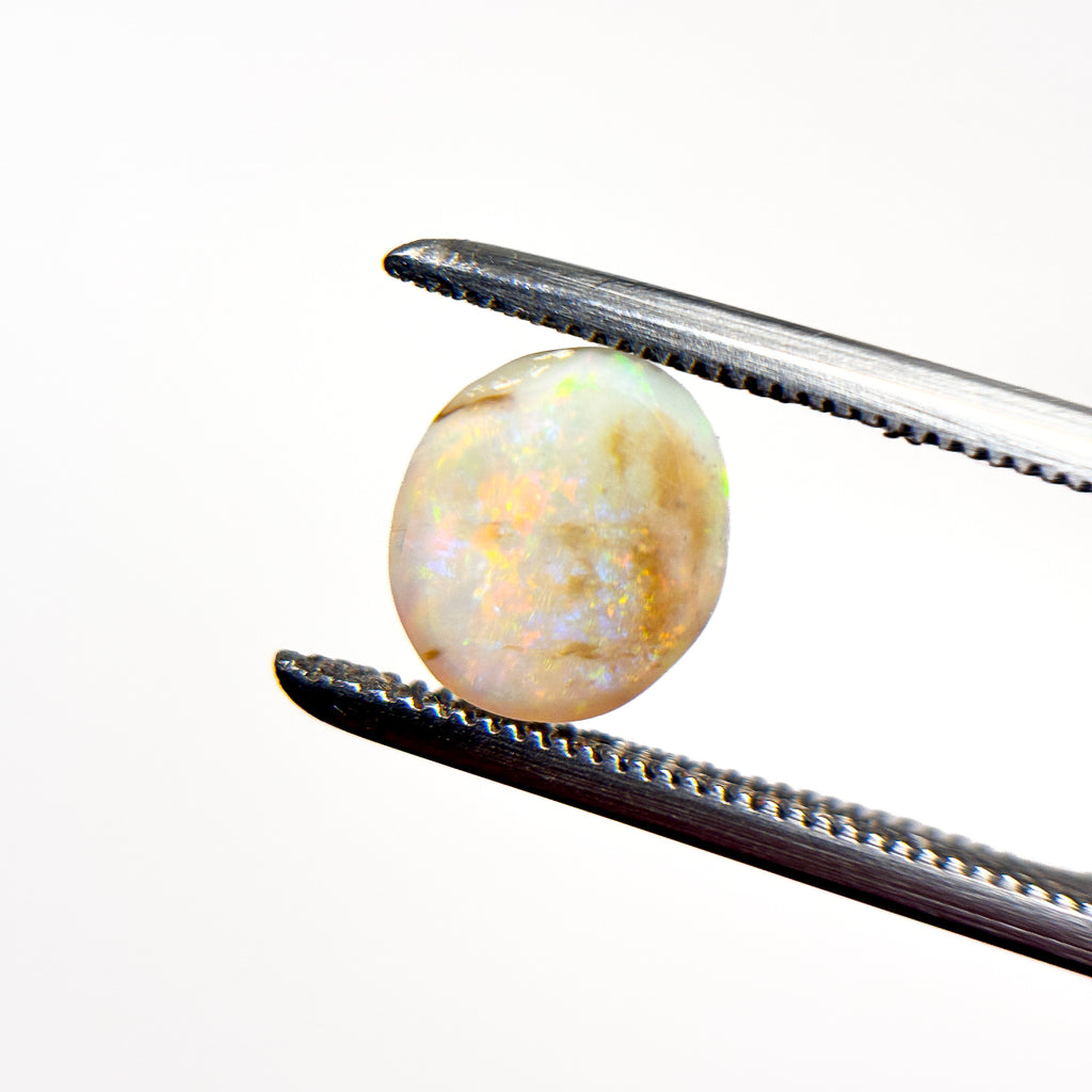 White Opal Red Multicolour 8x7x3 Cabochon Oval 1.2 Carat