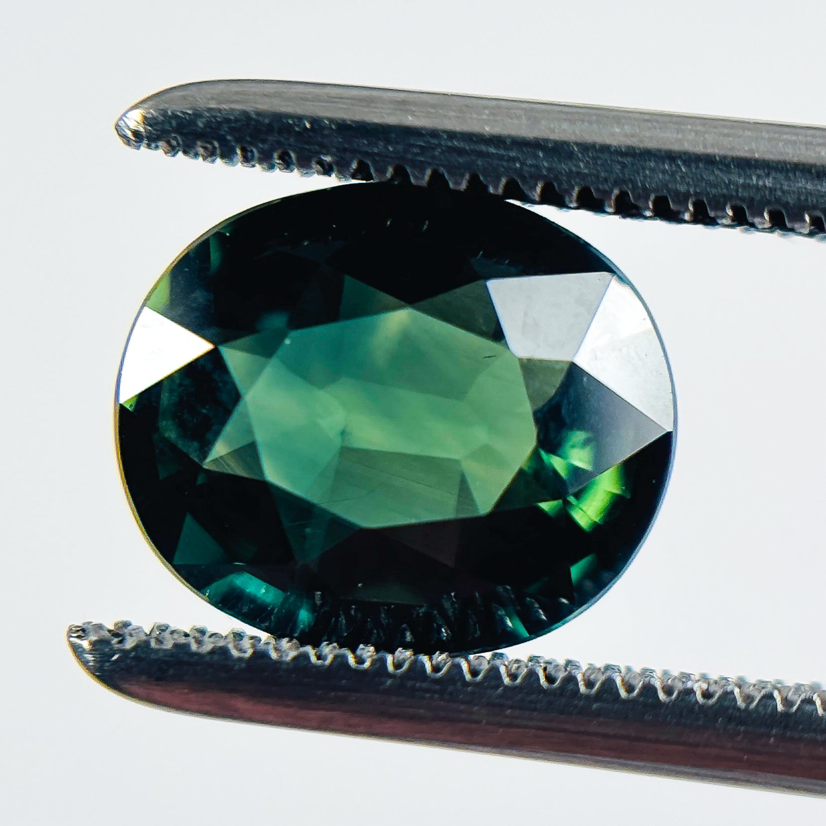Blue Green Sapphire 6.9x8.1x3.7 Facet Oval 2.1 Carat