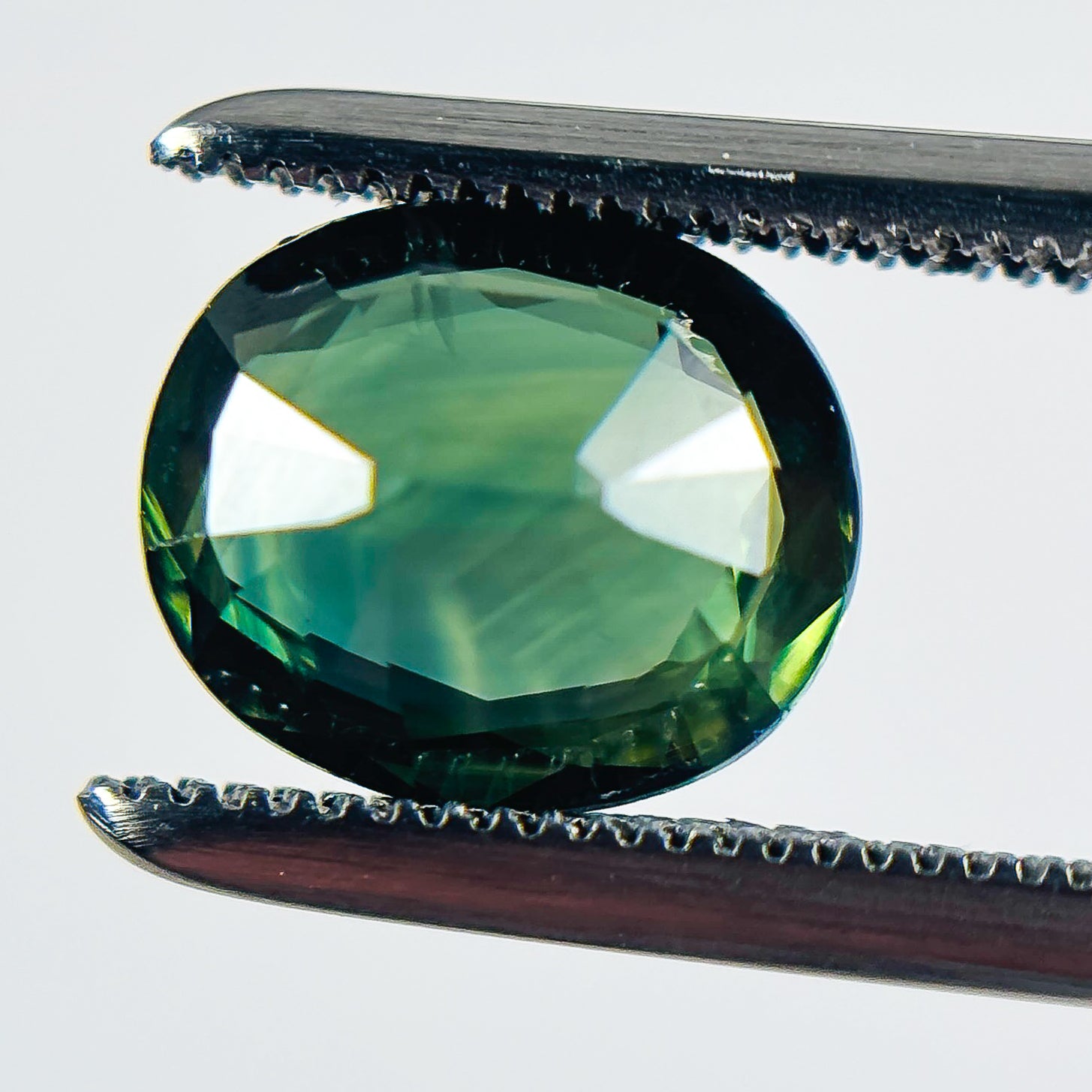 Blue Green Sapphire 6.9x8.1x3.7 Facet Oval 2.1 Carat