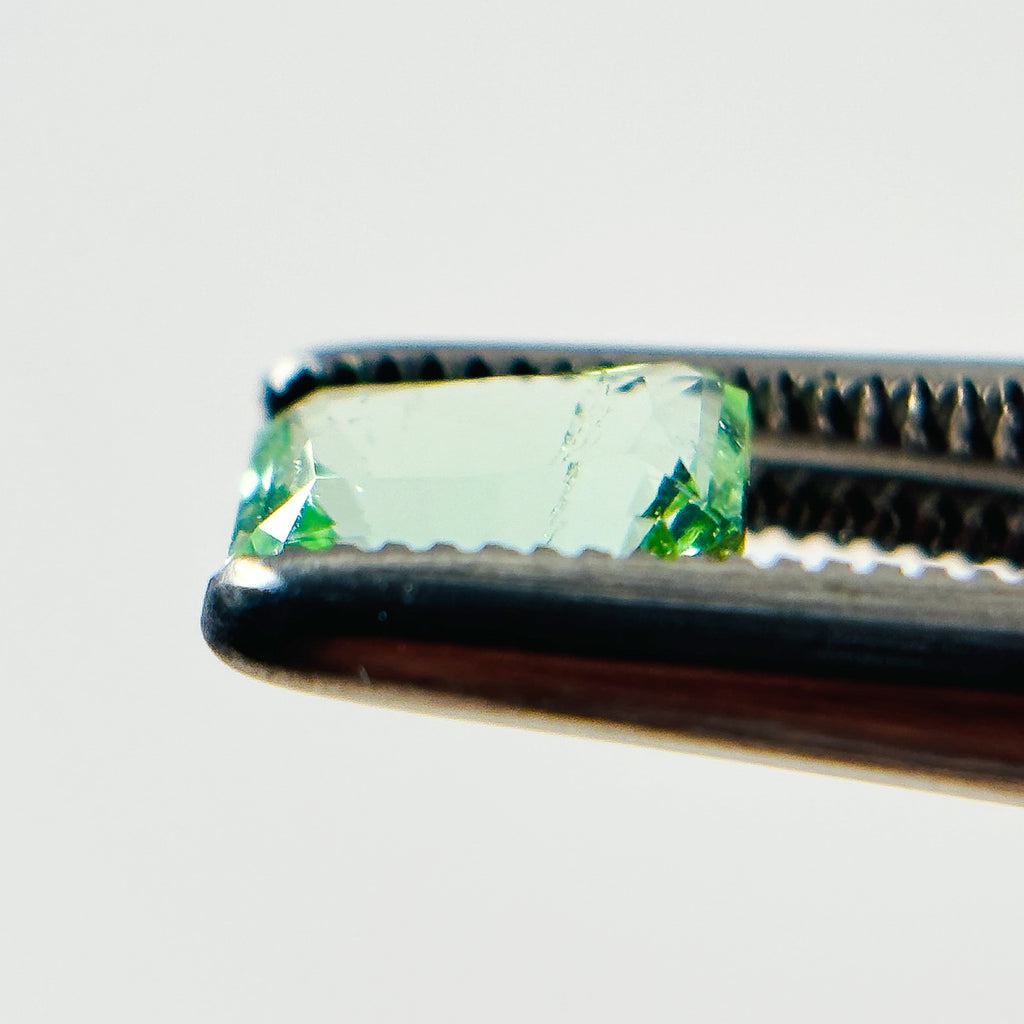 Green Tourmaline 6x4x3.4 Facet Emerald 0.65 Carat