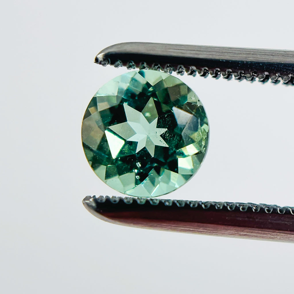 Green Tourmaline 5.7x5.7x4 Facet Round 0.75 Carat