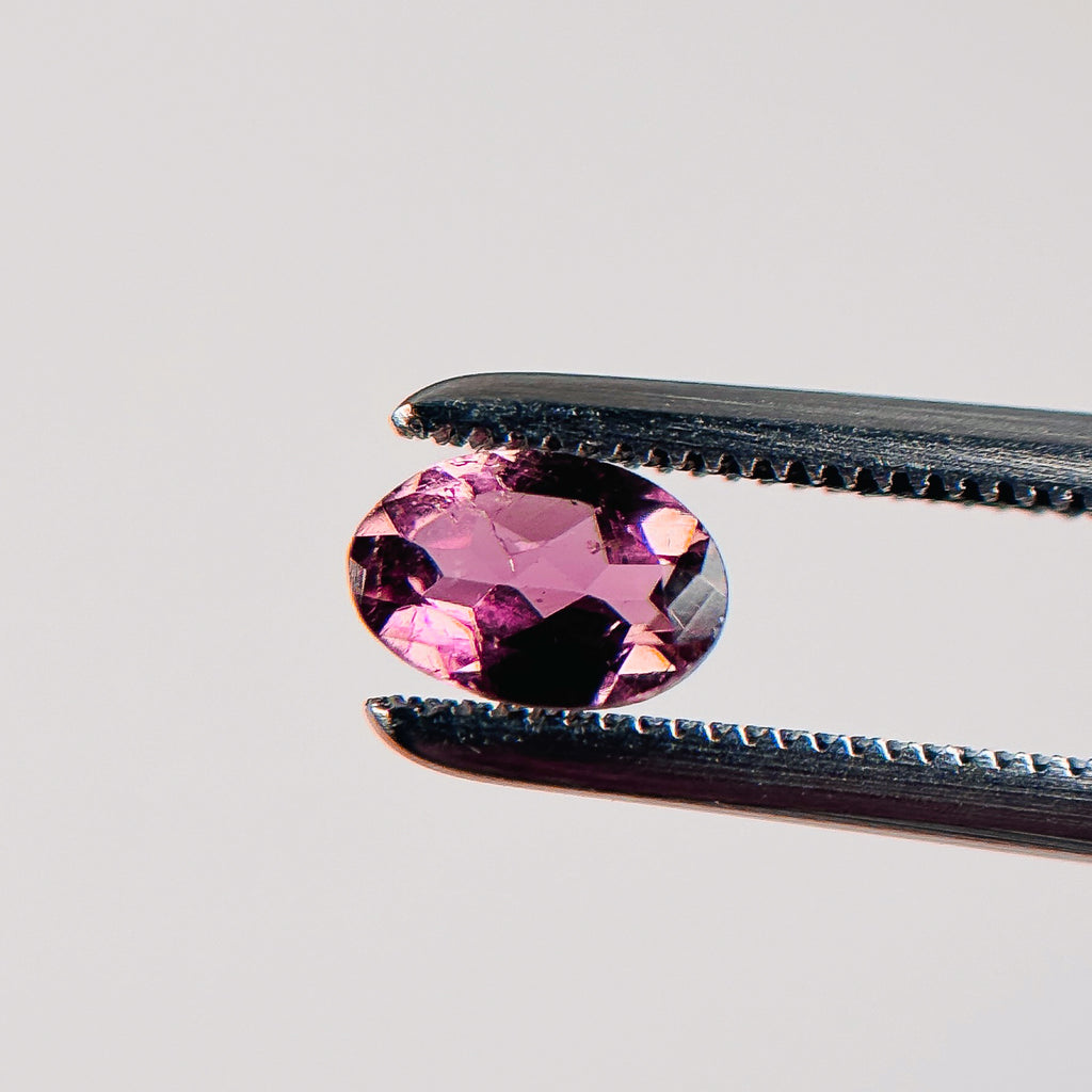 Pink Tourmaline 5.9x4x2.4 Facet Oval 0.40 Carat