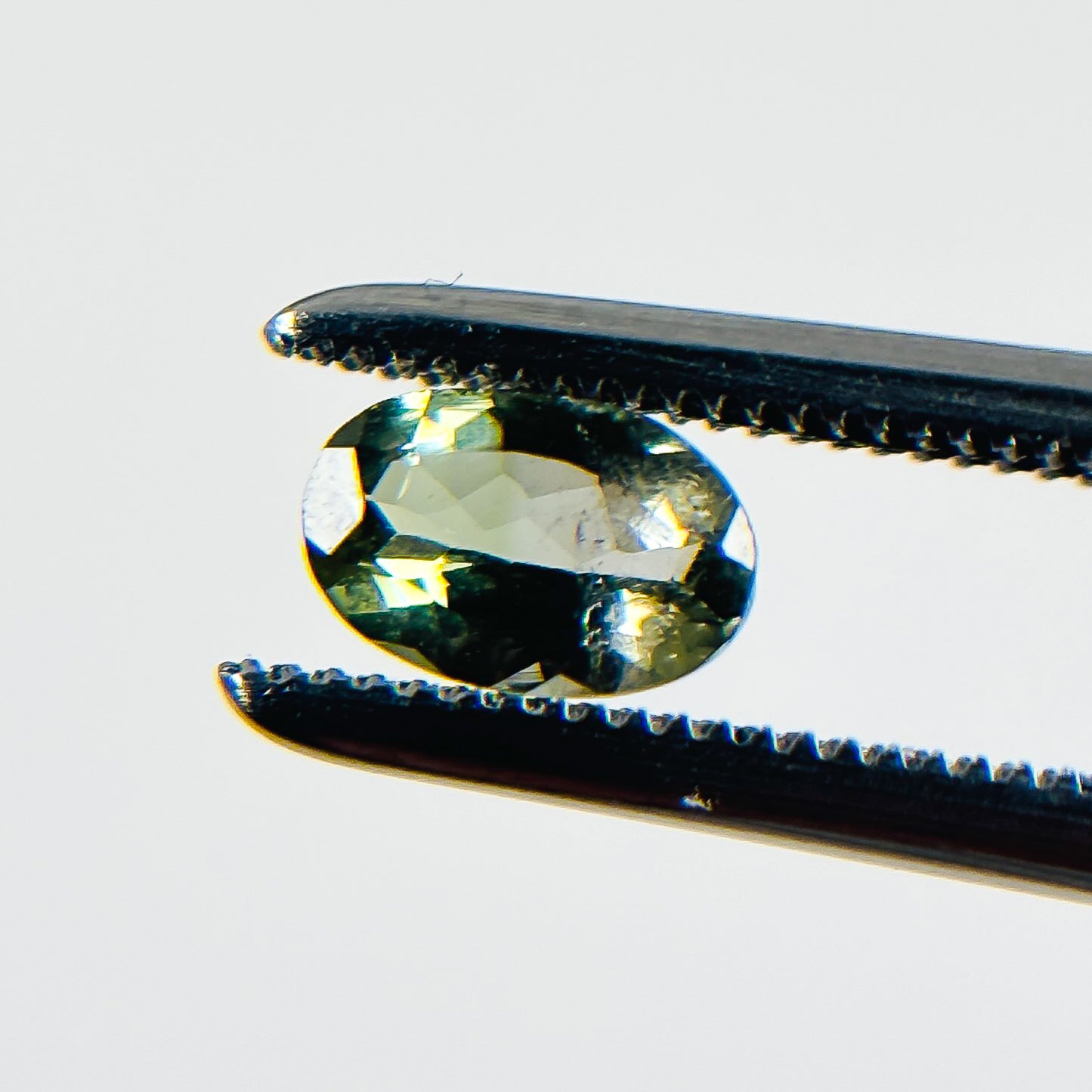 Green Tourmaline 6x4x2.7 Facet Oval 0.45 Carat