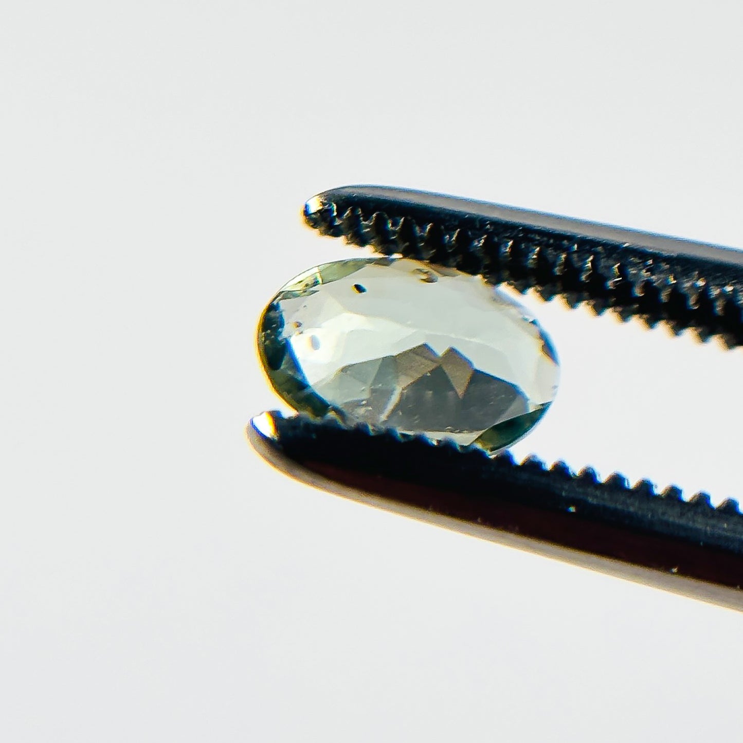 Green Tourmaline 6x4x2.1 Facet Oval 0.35 Carat