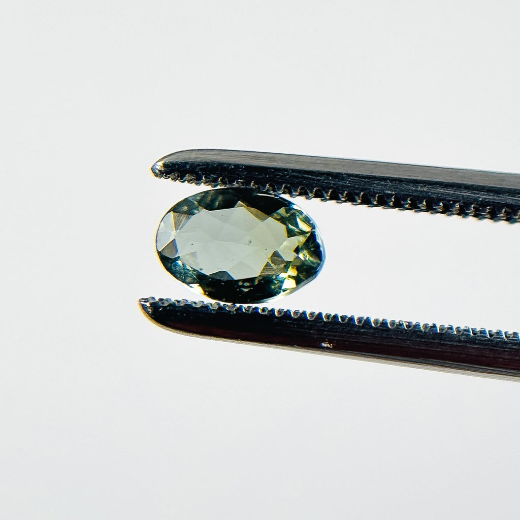 Light Blue Tourmaline 5.9x4x2 Facet Oval 0.40 Carat