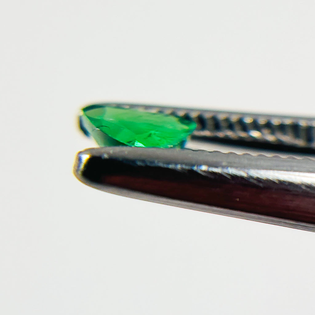 Tsavorite 4x4x2.8 Facet Trillion 0.30 Carat