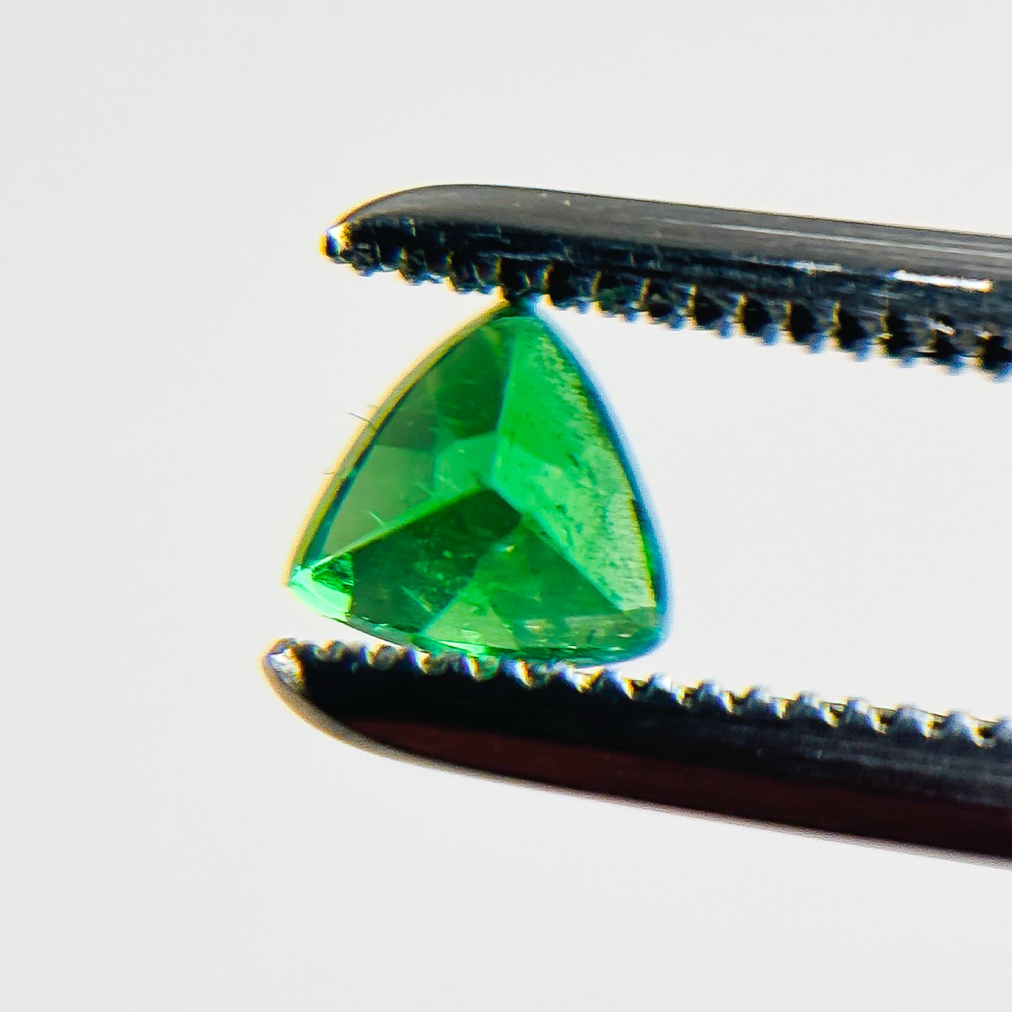 Tsavorite 4x4x2.8 Facet Trillion 0.30 Carat